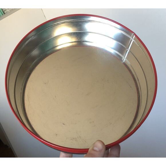 Vintage Brach’s Comtessa Chocolates Candy Gift Tin Red Rose Lace Doily Romantic - Picture 2 of 16